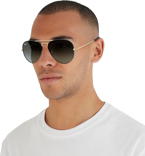 Ray-Ban RB3025 Classic Evolve Photochromic Aviator Sunglasses